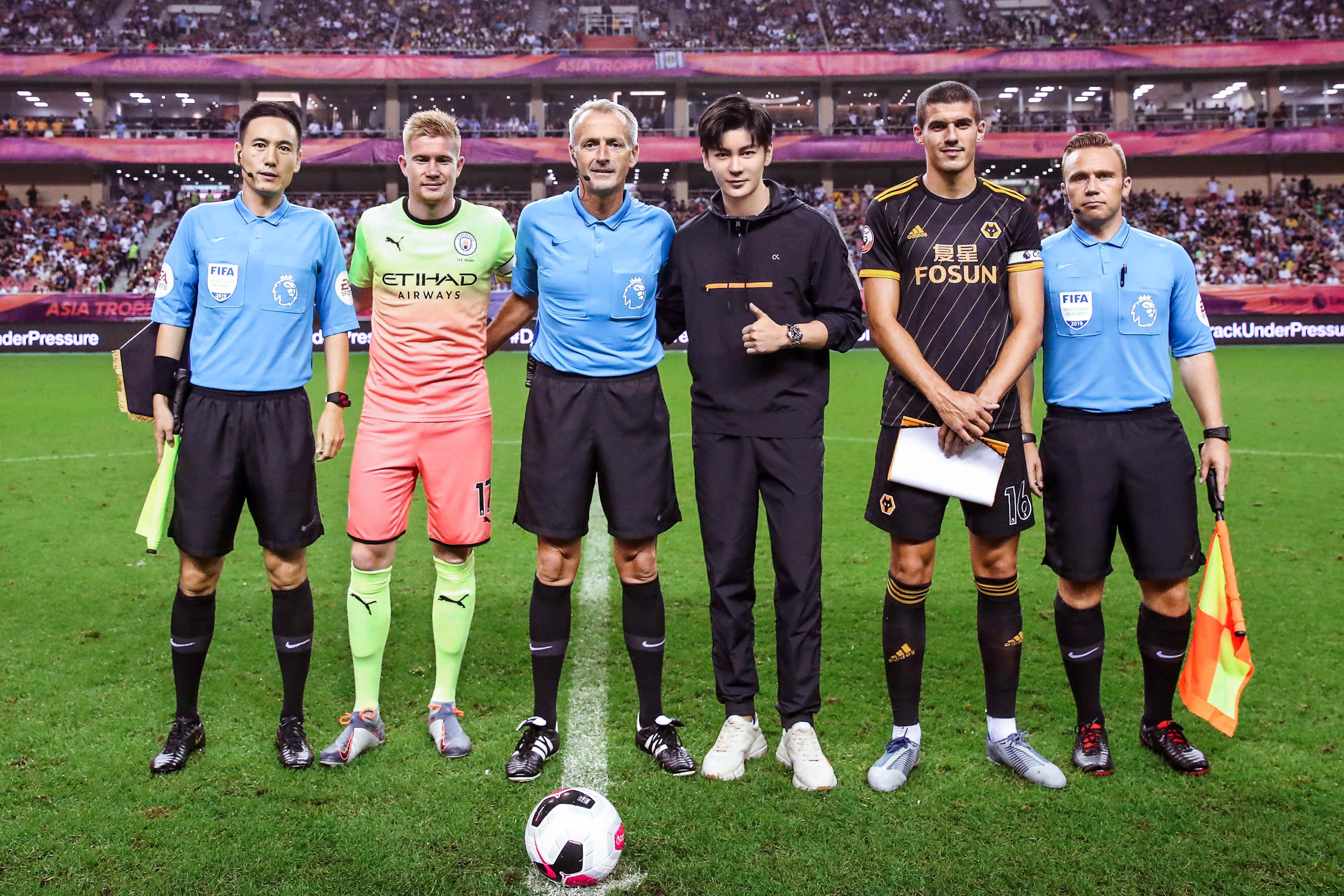 双方的拼搏 双方的拼搏