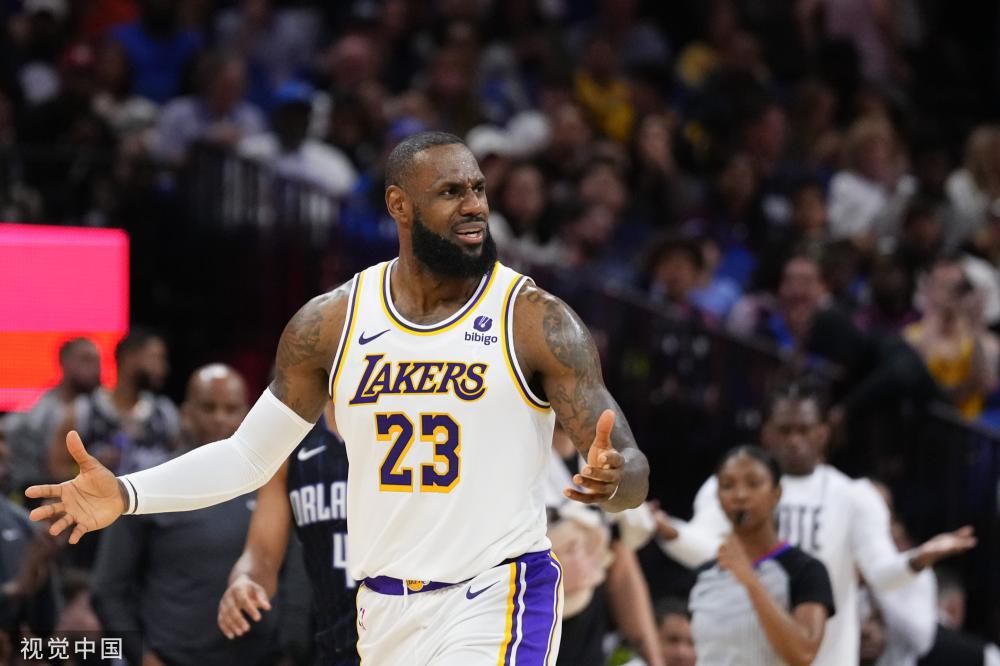 对于球迷和 对于球迷和